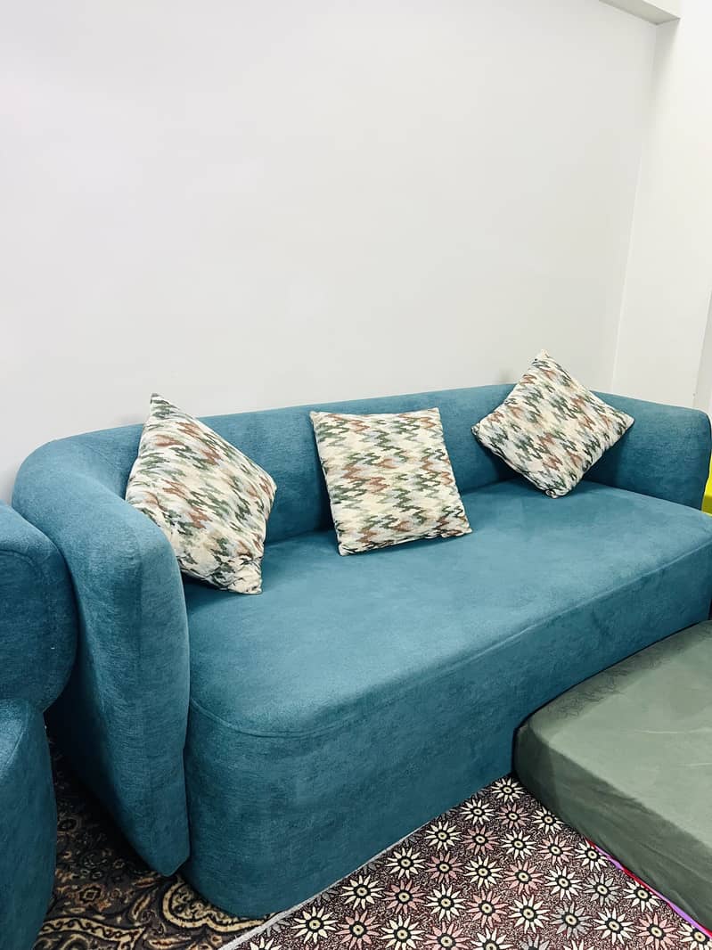 SOFA FOR SELL 2