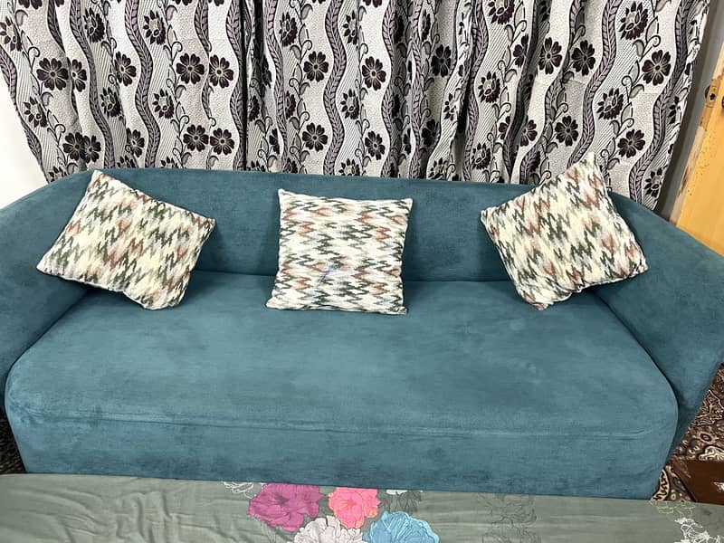 SOFA FOR SELL 4
