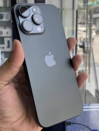 Apple iPhone 16 Pro Max