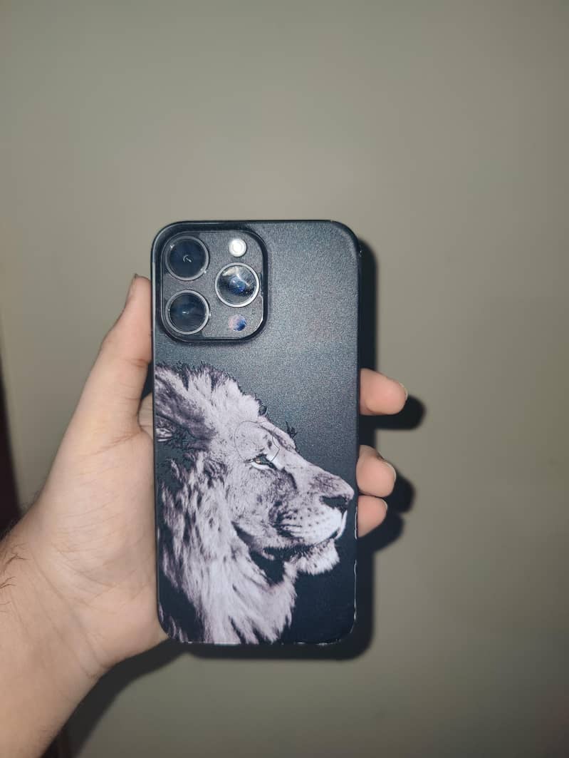 Apple iPhone 15 Pro Max 0