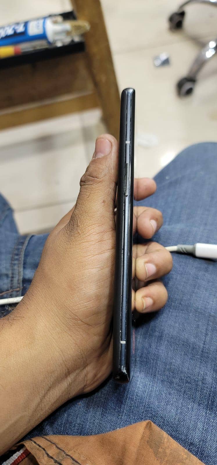 OnePlus 9 pro 5g 4