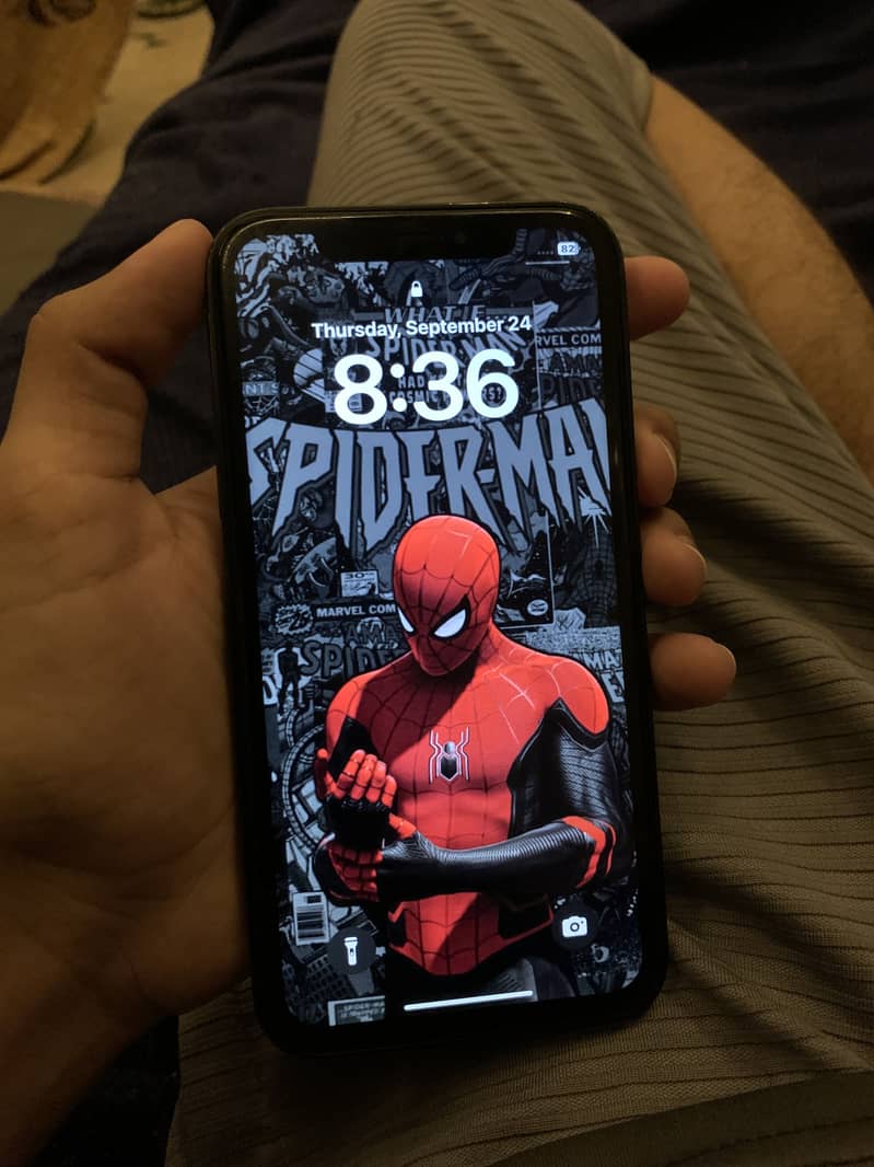 Apple iPhone 16 1