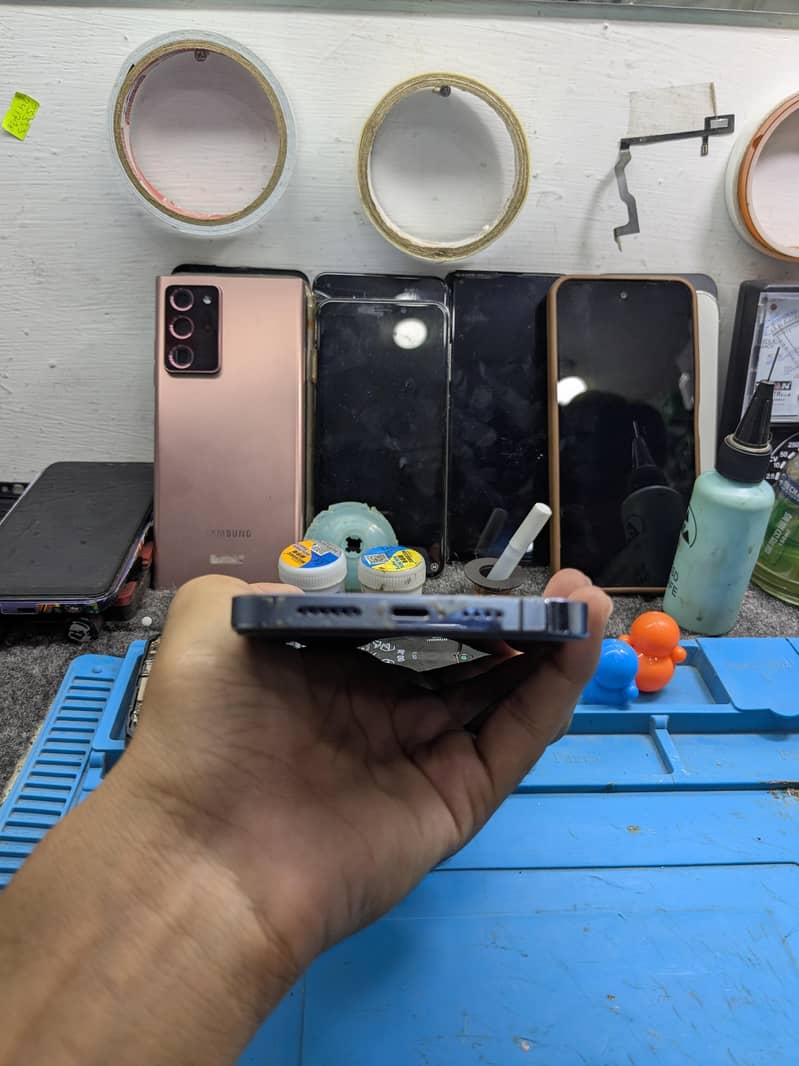 Apple iPhone 13 Pro Max 3