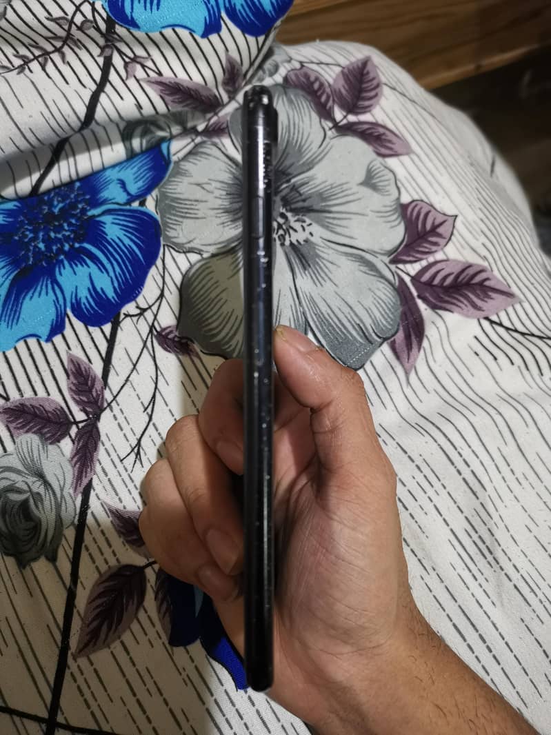 Apple iPhone 7 Plus 2