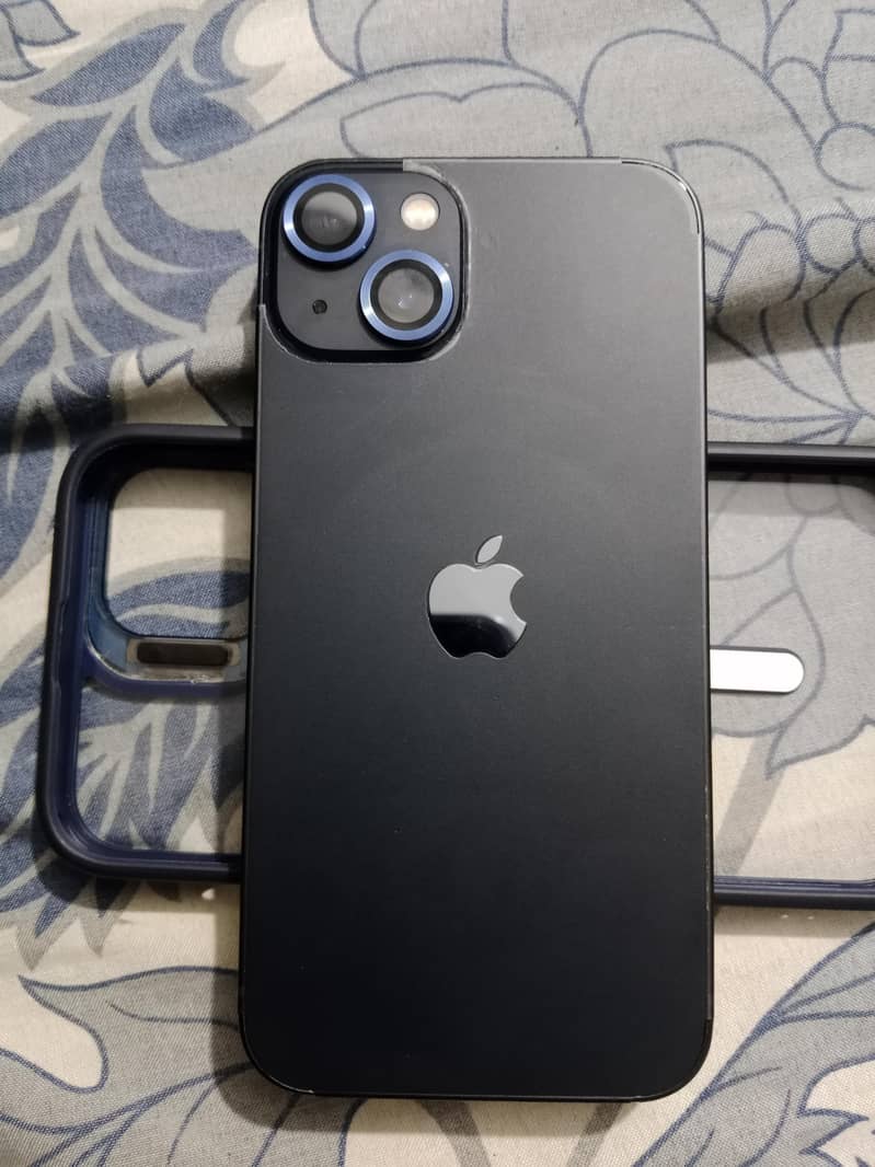 Apple iPhone 13 1