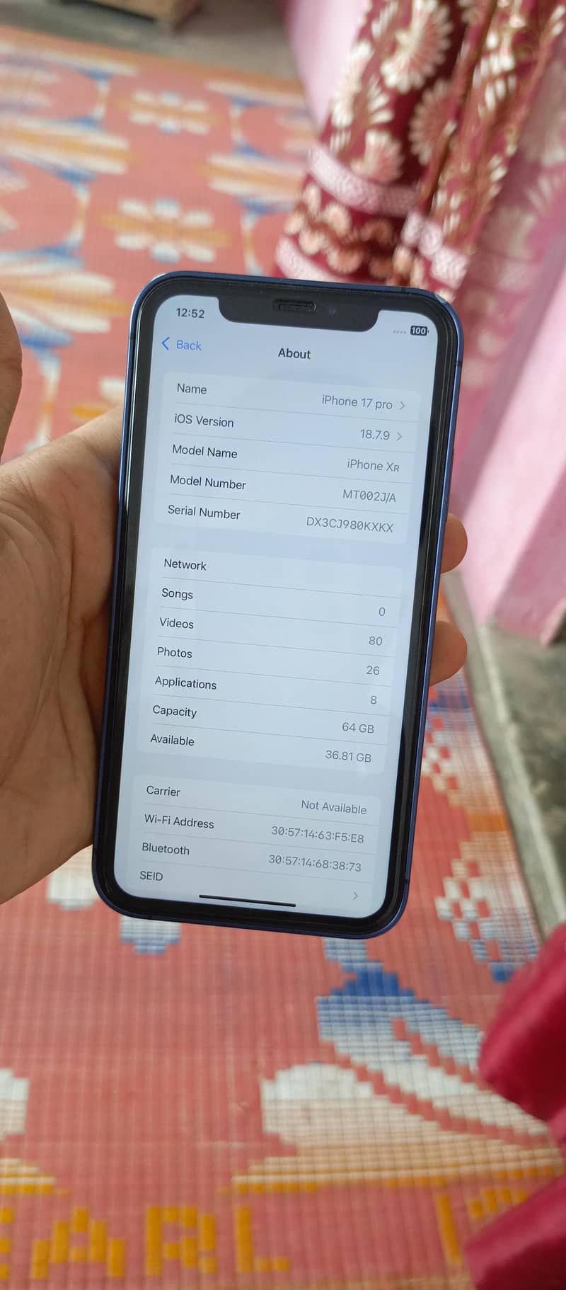 Apple iPhone XR 7
