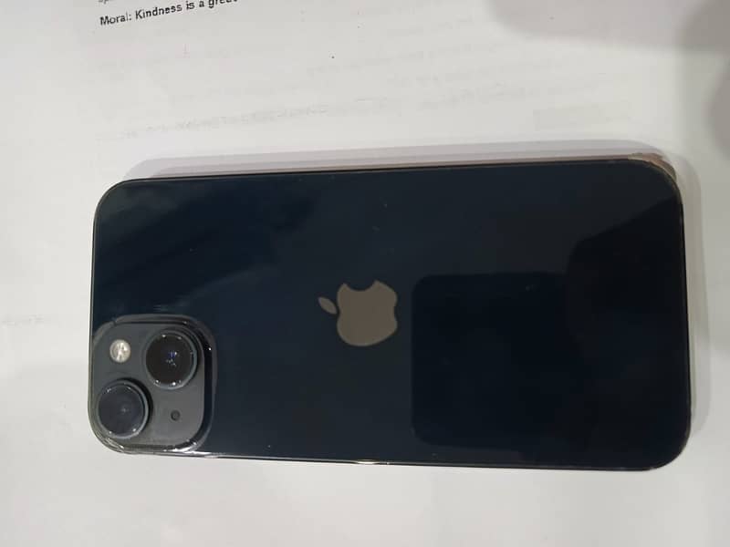 Apple iPhone 14 4