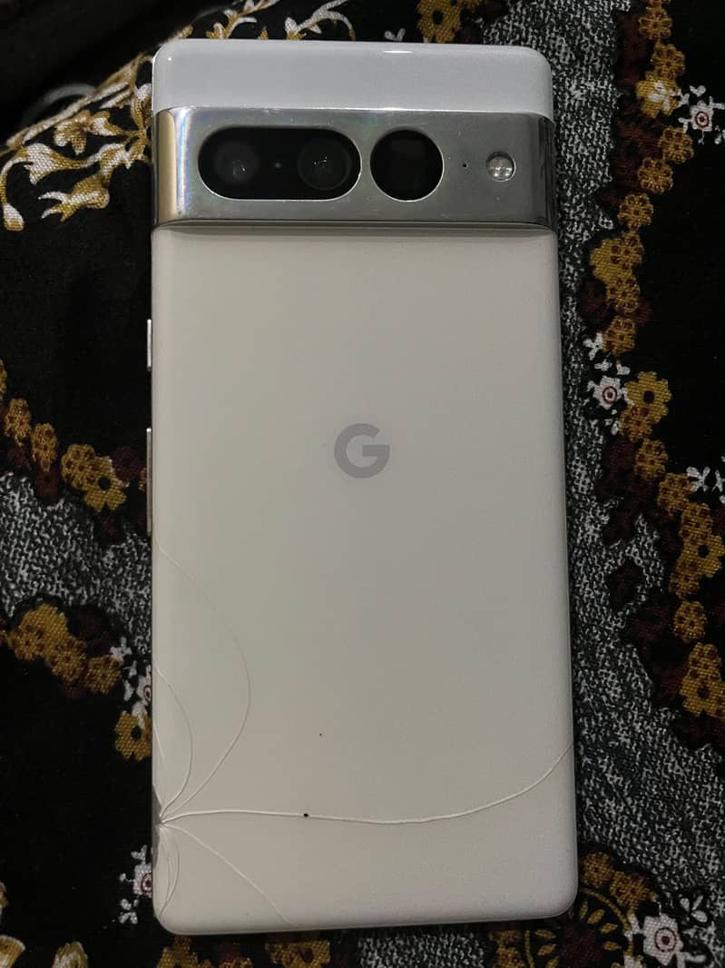 Google Pixel 7 Pro 2