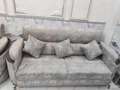 7 seater classy, stylish sofa set