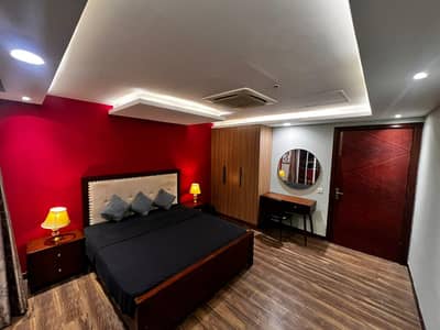 1 BED FURNISHED APARTMENT FOR SALE IN GOLDCREST DHA LAHORE | 879 SQ. FT