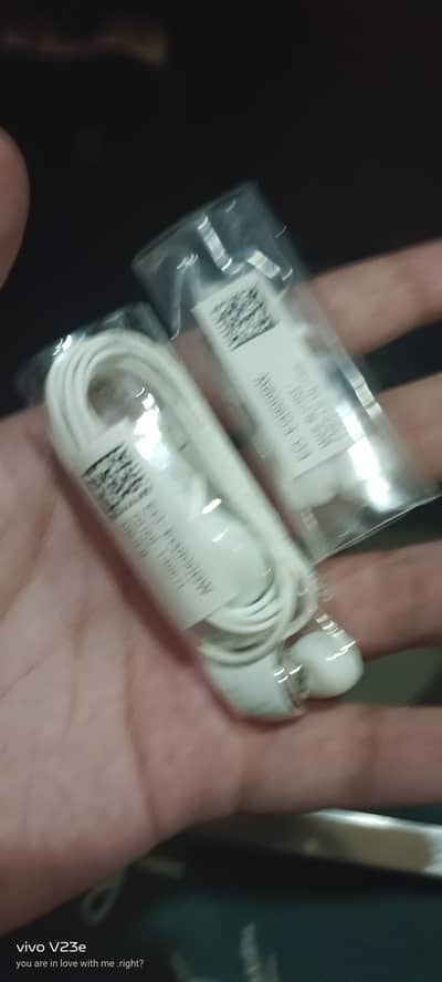 Samsung original handsfree of Samsung note 4