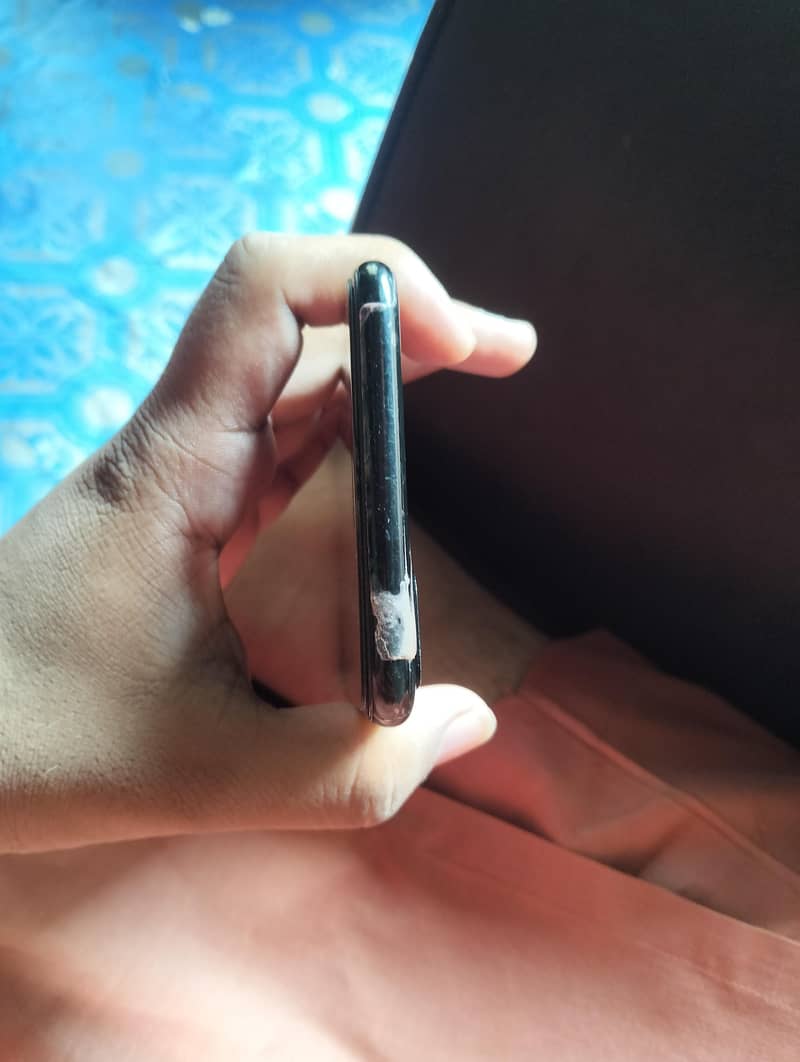 Apple iPhone 7 Plus 3