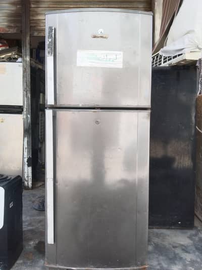 Dawlance large size fridge good condition