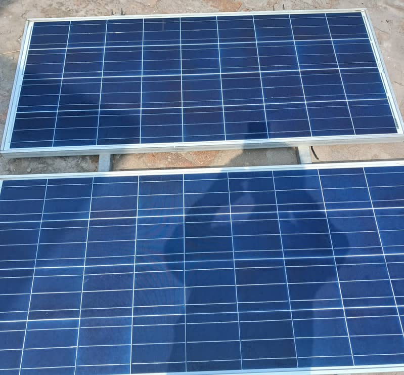Good condition solar panel 0