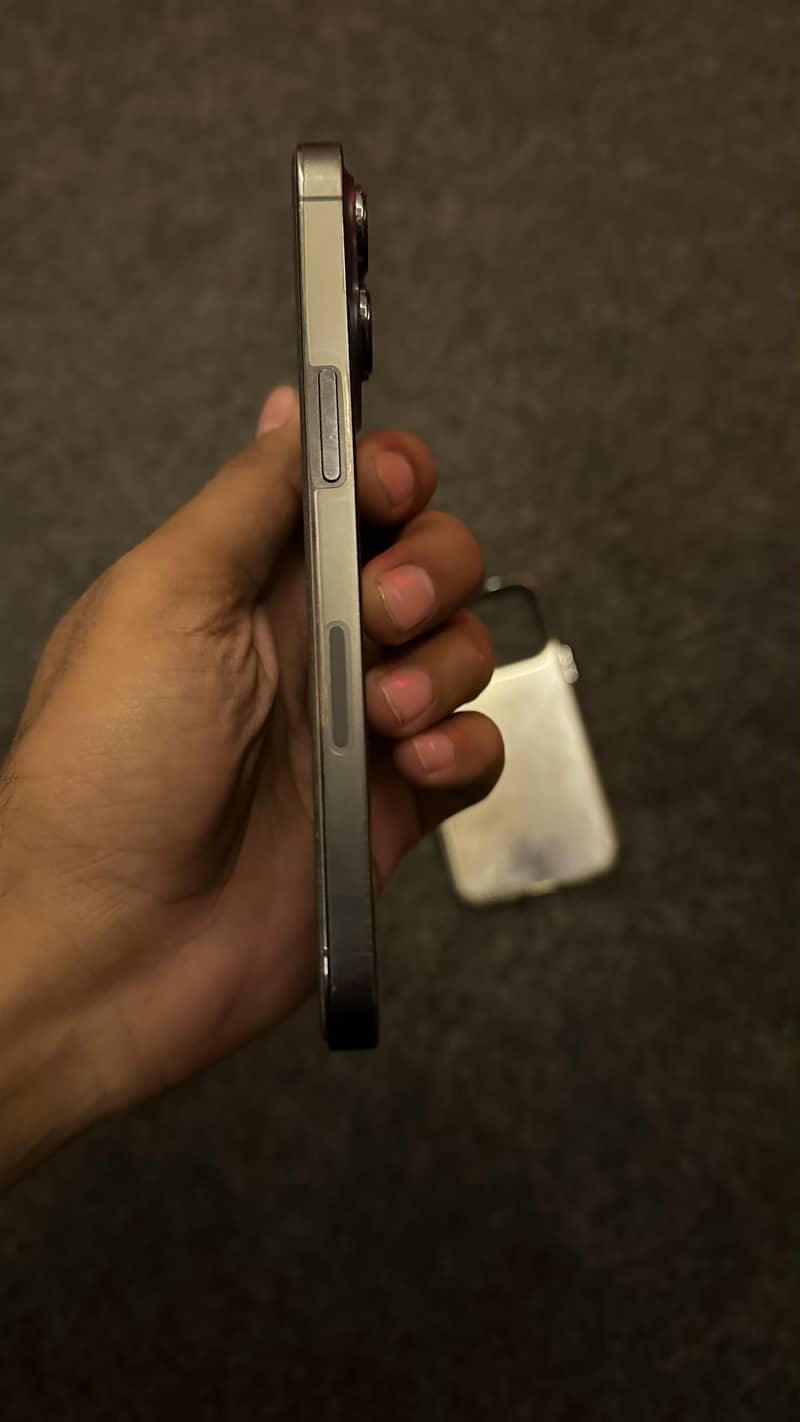 Apple iPhone 13 Pro 4