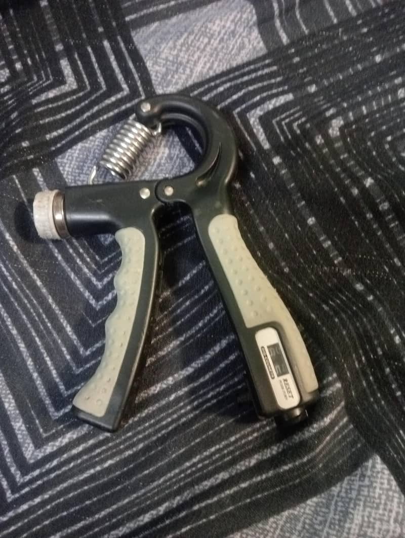 Hand Gripper 1