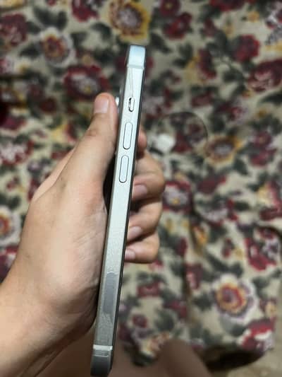 Iphone 15 Simple for sale