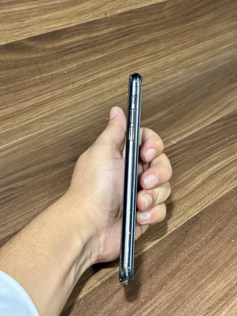 Apple iPhone 11 2