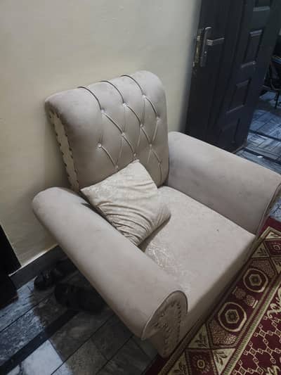 for sale 5 seater sofa like new 3  month use