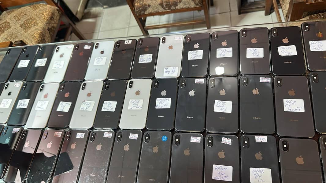 Apple iPhone X 0