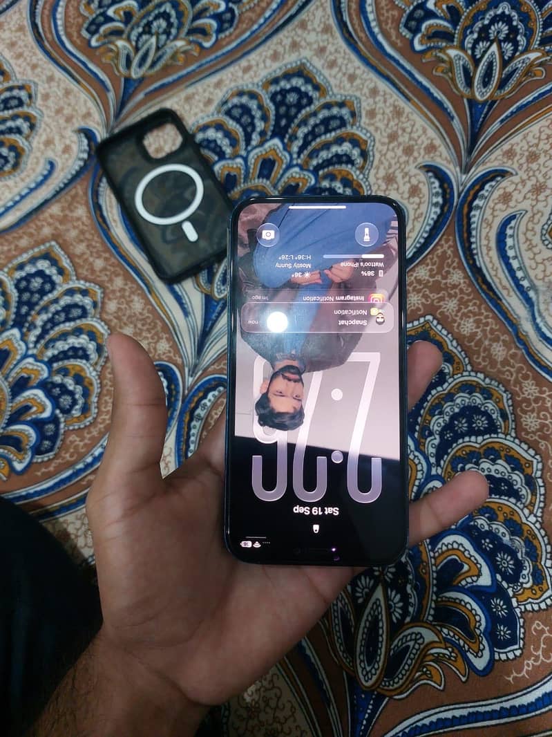 Apple iPhone 12 2