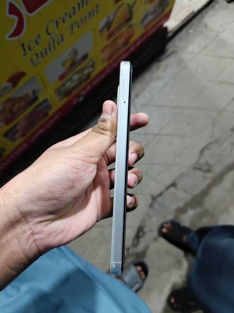 OPPO A6s 2