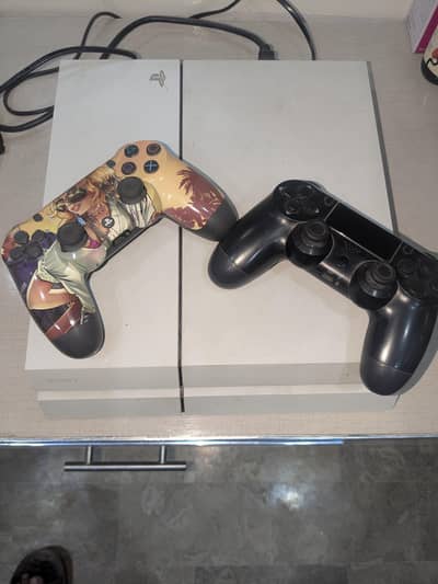 PS4 ( 500 GB )