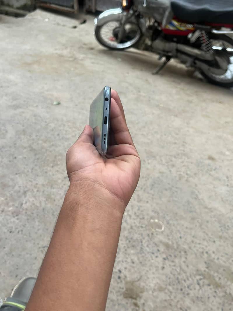 OPPO A54 0