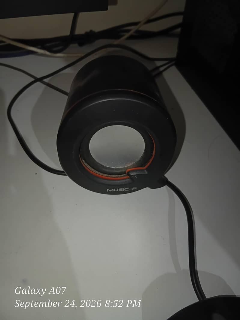 I am selling my basic Gamming Pc 9