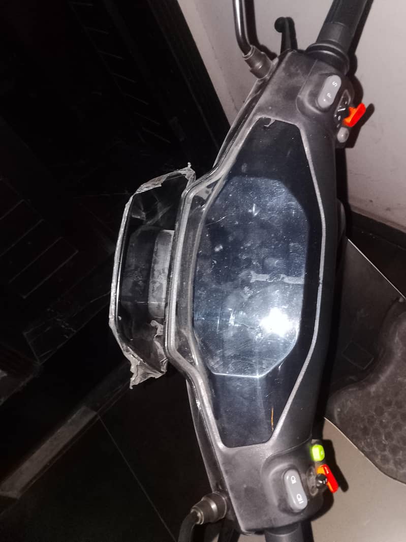 evee mito plus 2