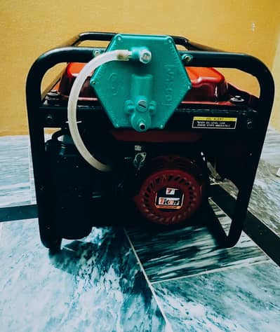 "Honda Generator EP2500CX in Good Running Condition"designed by Japan.