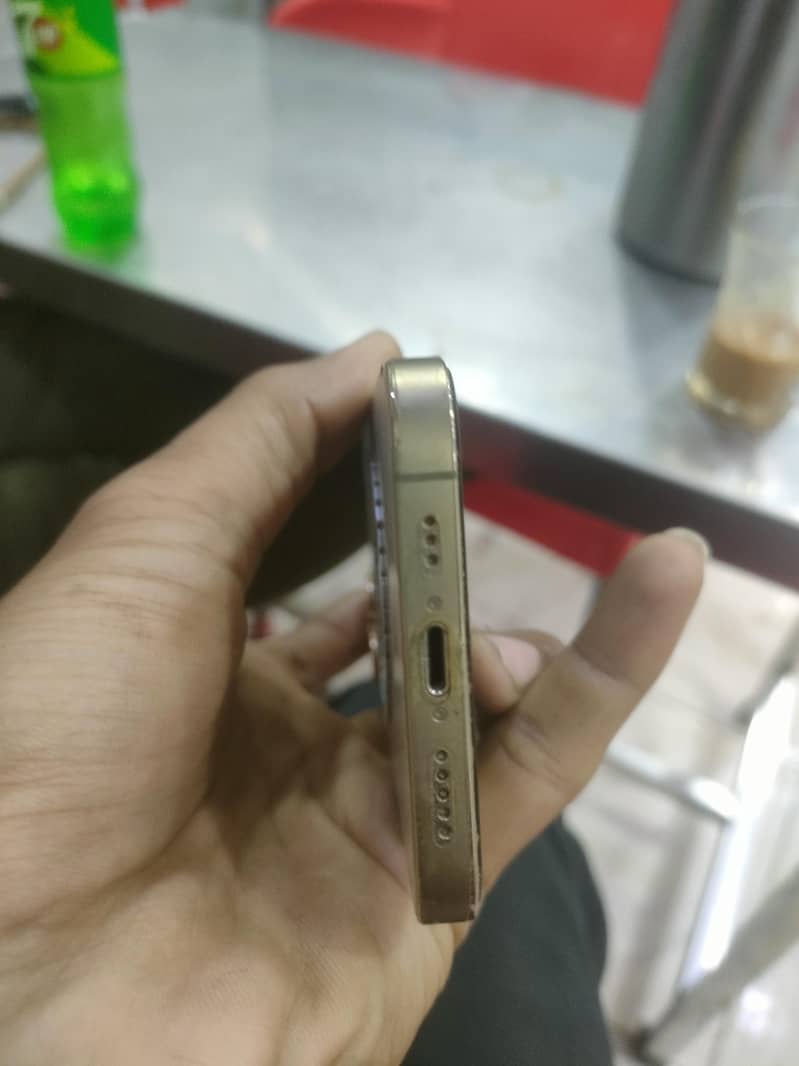 Apple iPhone 12 Pro 3