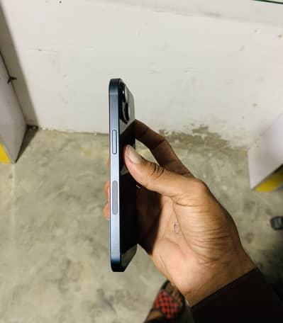 Apple iPhone 14