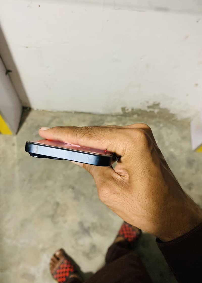 Apple iPhone 14 2