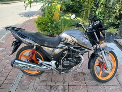 Honda CB 150F (2023) - 19,500 KM - Spotless & Smooth - 150 in bikes