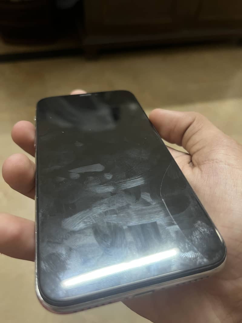 Apple iPhone X 6