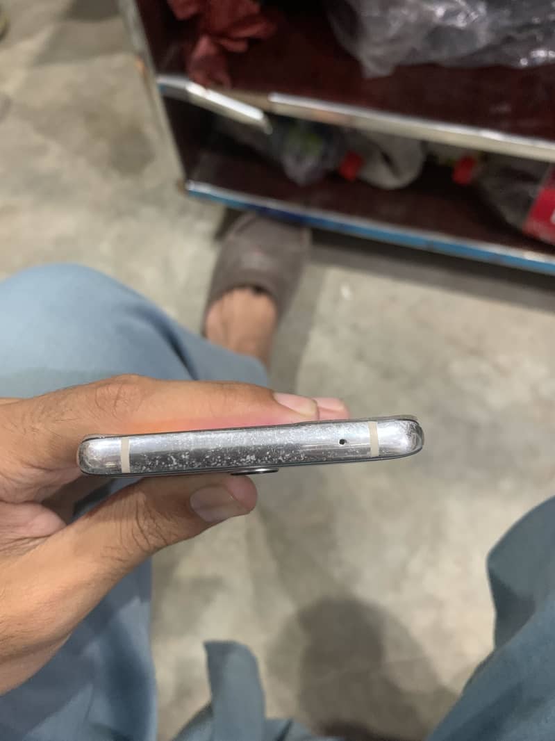 One Plus 8 6