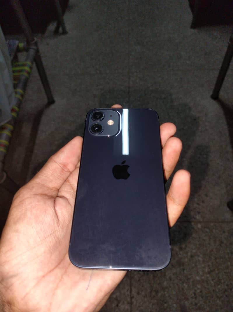 Apple iPhone 12 mini 2