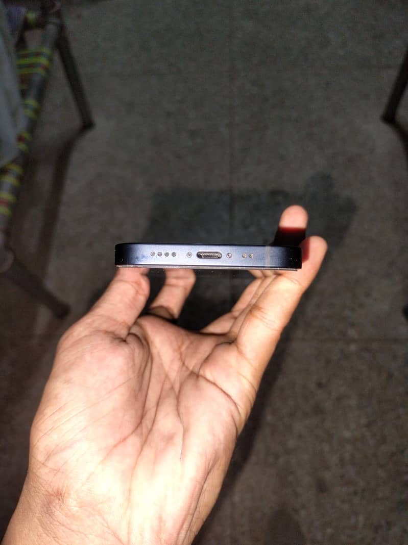 Apple iPhone 12 mini 5