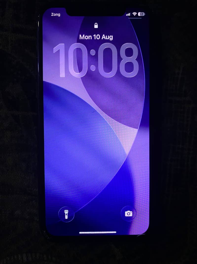 Apple iPhone 11 Pro 4