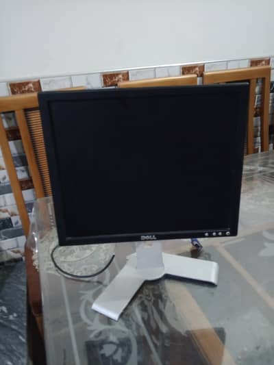 17 inch LED just in 5500 Neat and Clean piece