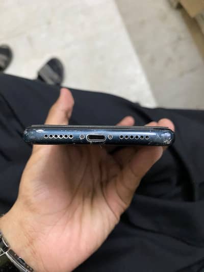 Apple iPhone XR