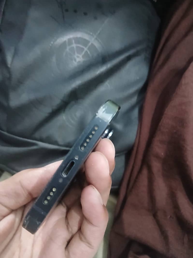 iPhone 14 Plus 1