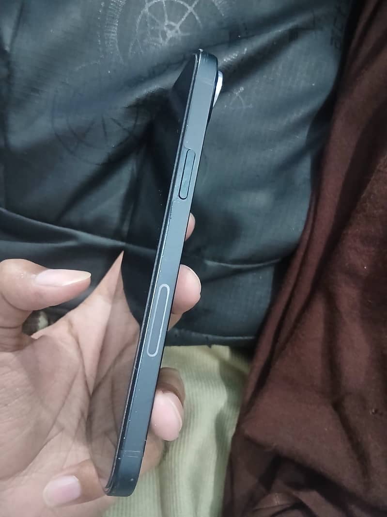 iPhone 14 Plus 2