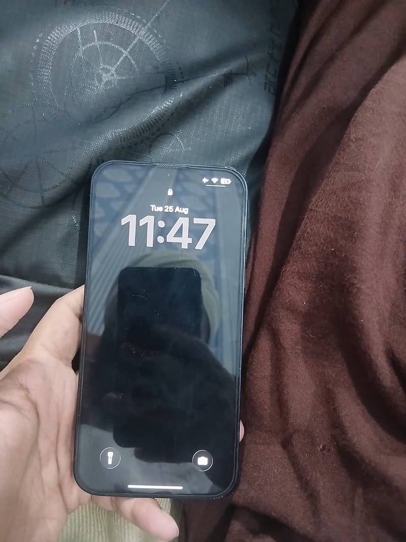 iPhone 14 Plus 7