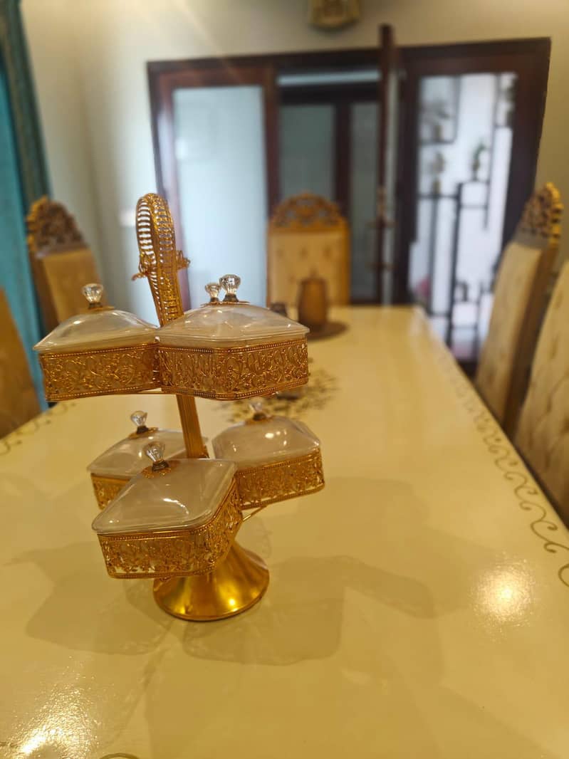 luxury 8 dining table 1