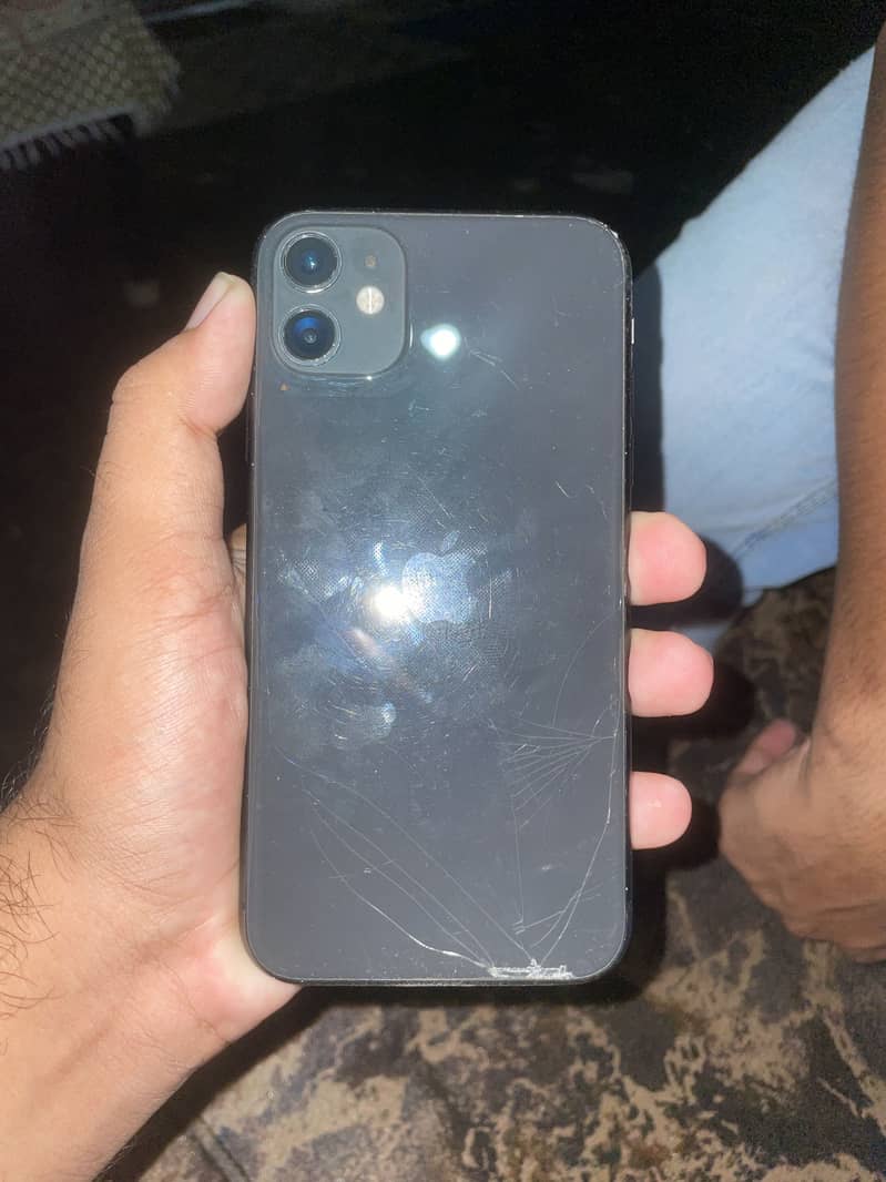 Apple iPhone 11 0