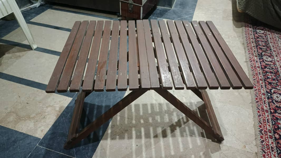 Folding Table 0