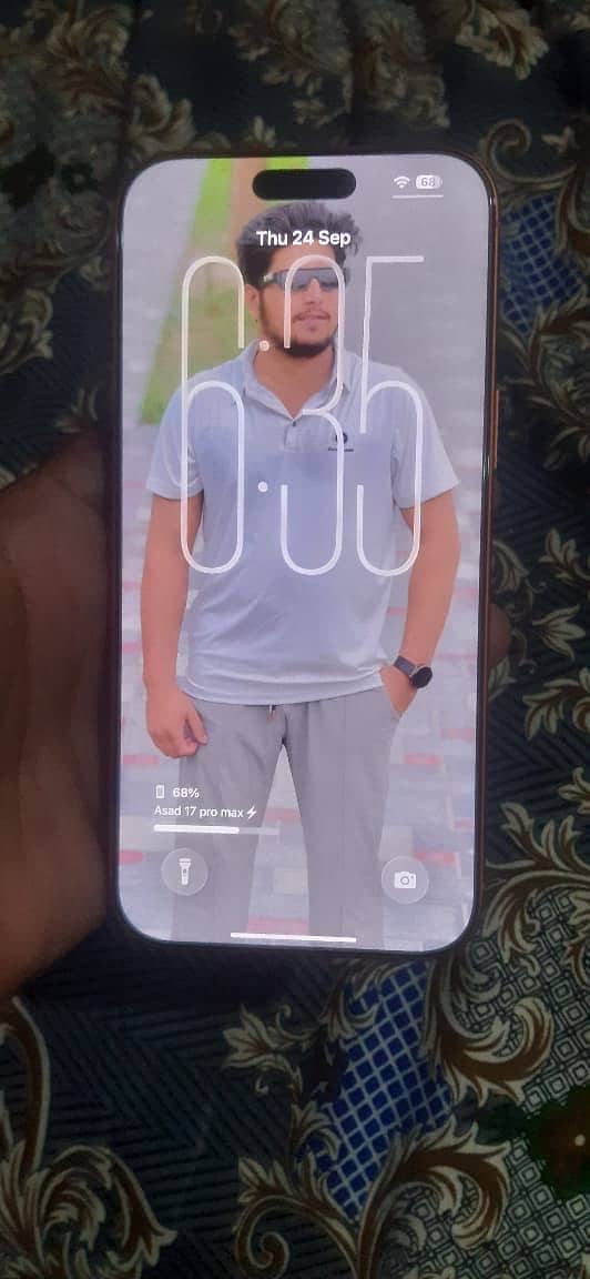 Apple iPhone 17 Pro Max 5