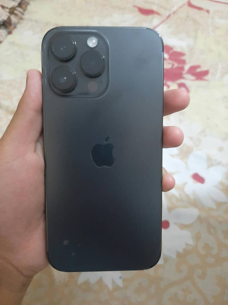 Apple iPhone 14 Pro Max 4